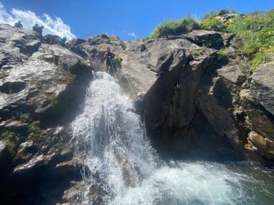 Canyoning dans les Hautes‑Pyrénées à Troumouse
